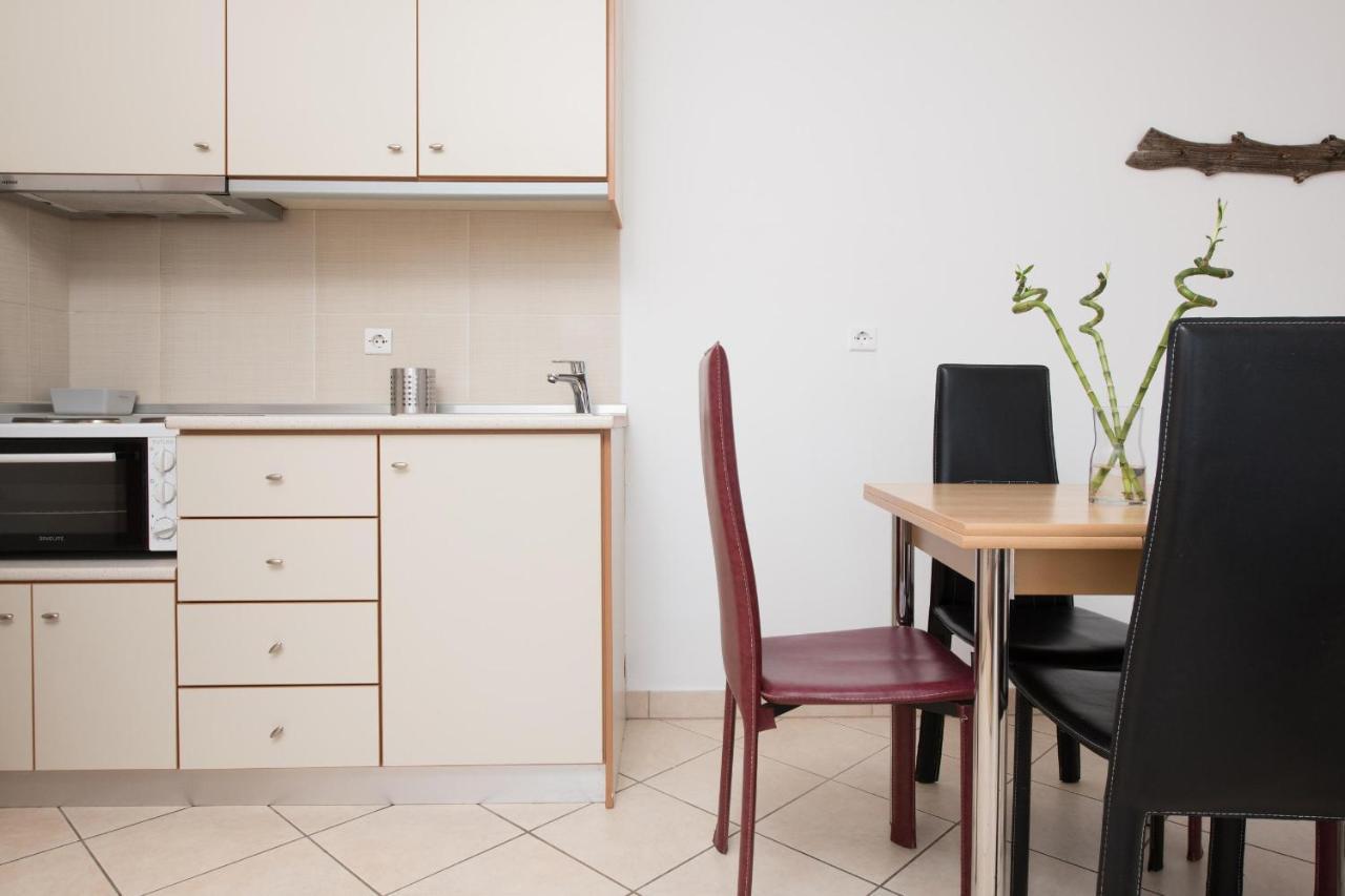 Urban Sea Side Apartments Limenas  Bagian luar foto